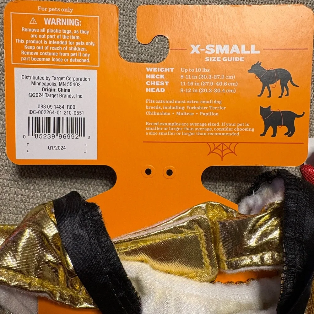 Assorted cat/dog toys. All brand new with tags!